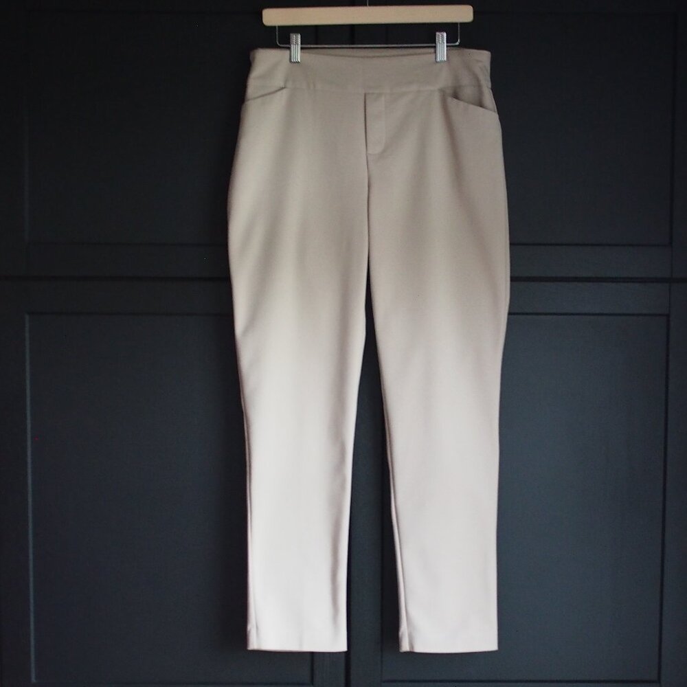 Up! | Like NEW Khaki Pants